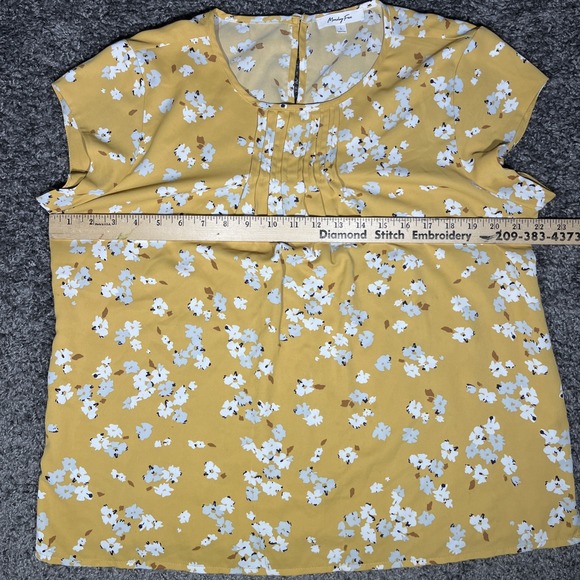 Monday Fun Women Yellow Short Sleeve Blouse L Floral Pleated Top - Picture 6 of 9